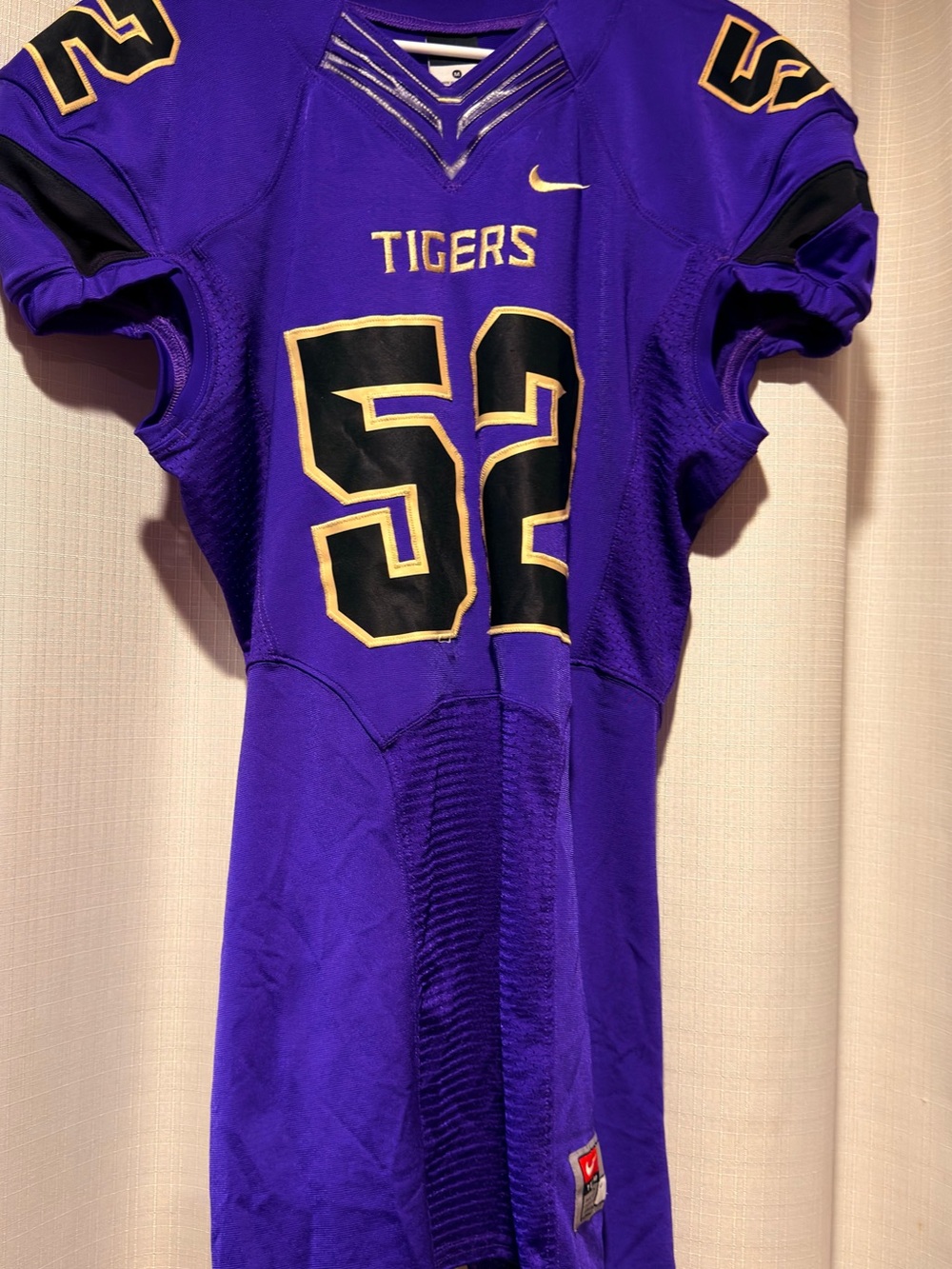 Nike LSU Tigers #52 Football Jersey Size Medium